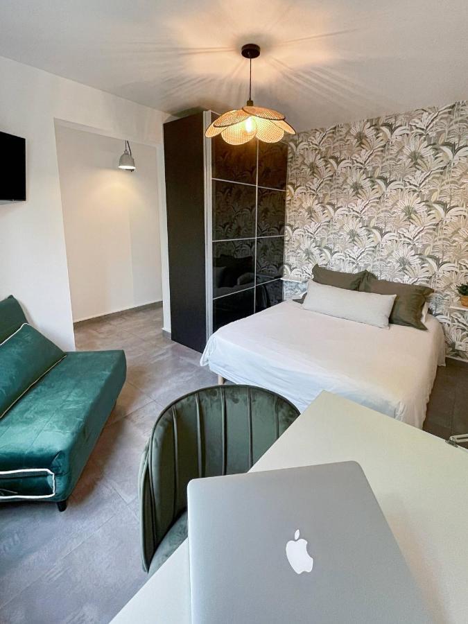 Auteuil • 4 Chambres • Wifi • Metro A 400M Rennes Bagian luar foto