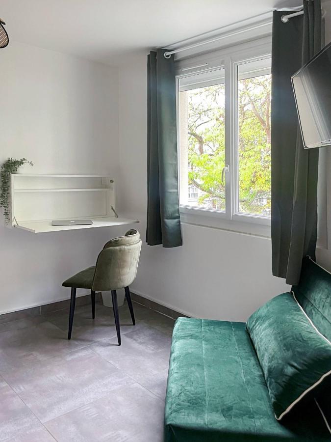 Auteuil • 4 Chambres • Wifi • Metro A 400M Rennes Bagian luar foto