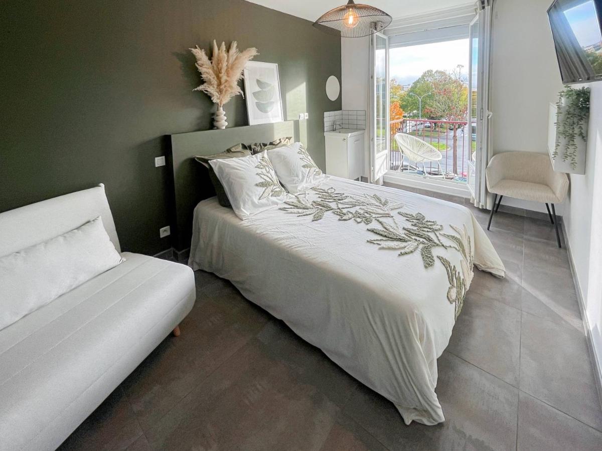 Auteuil • 4 Chambres • Wifi • Metro A 400M Rennes Bagian luar foto